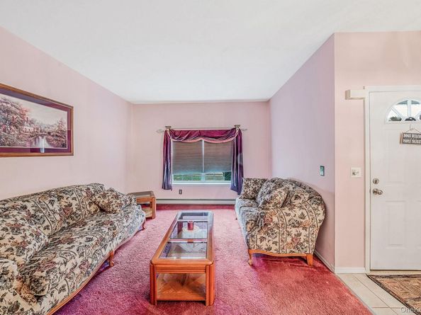 1 Monaco Court, Ronkonkoma NY 11779