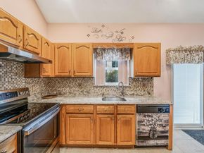 1 Monaco Court, Ronkonkoma NY 11779