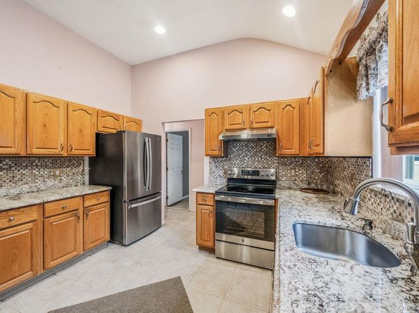 1 Monaco Court, Ronkonkoma NY 11779