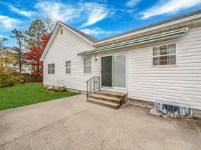 1 Monaco Court, Ronkonkoma NY 11779