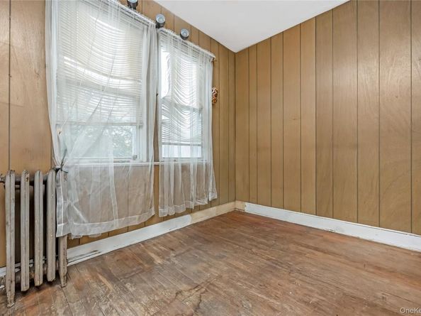 23-38 144th Street, Whitestone NY 11357