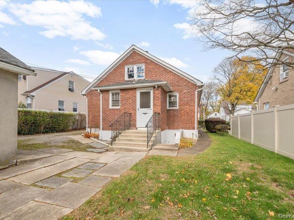 50 E 9th Street, Huntington Station NY 11746