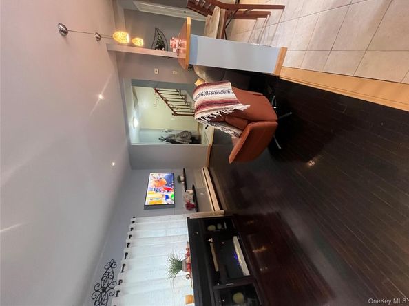 2866 Dewey Avenue, Bronx NY 10465