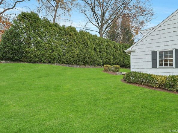 1 Elm Road, Scarsdale NY 10583