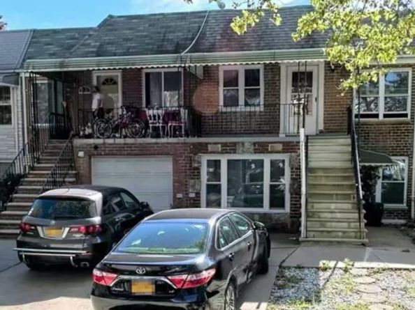 24-44 78 Avenue, East Elmhurst NY 11370