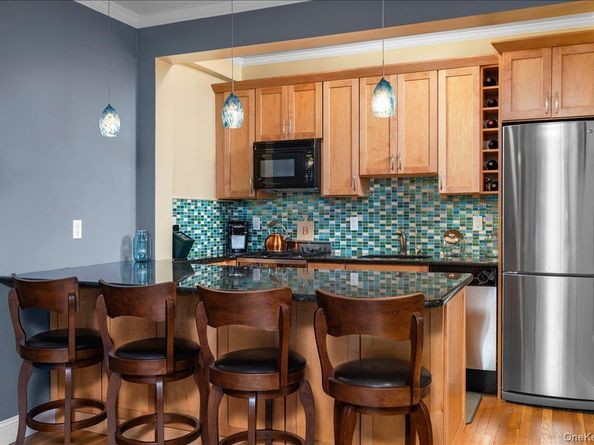 2 Overlook Road 1A1A, White Plains NY 10605