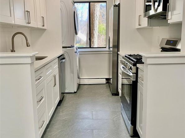 37 Hillside Terrace A, White Plains NY 10601