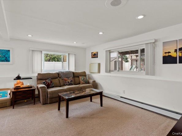 2747 Barbara Road, Bellmore NY 11710