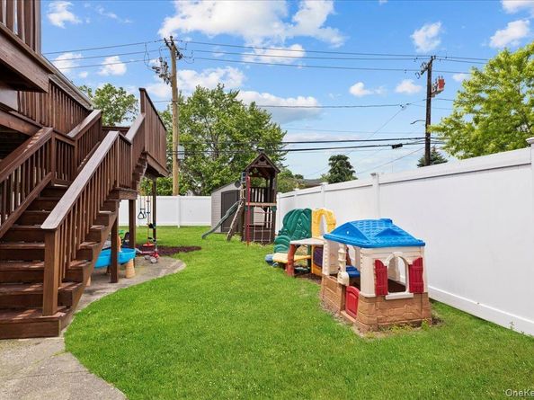 2747 Barbara Road, Bellmore NY 11710