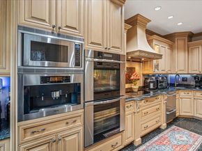 264-47 Grand Central Parkway, Flushing NY 11362