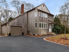 98 Squiretown Road, Hampton Bays NY 11946