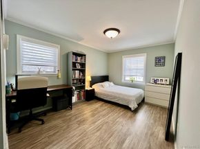 112 Crescent Drive, Searingtown NY 11507