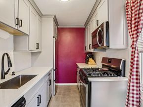 66 Manville Road 4, Pleasantville NY 10570