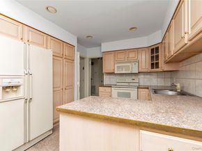 129 Gilmar Lane, Roslyn Heights NY 11577