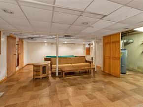 129 Gilmar Lane, Roslyn Heights NY 11577