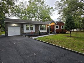64 Brooksite Drive, Smithtown NY 11787