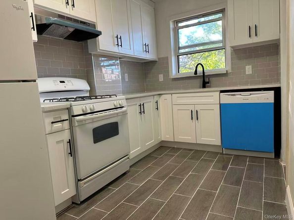 64-12 155 Street, Flushing NY 11367
