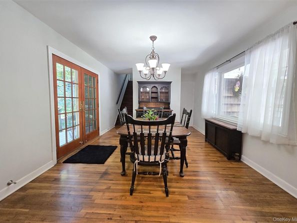 7 Woodhull Landing Road, Sound Beach NY 11789