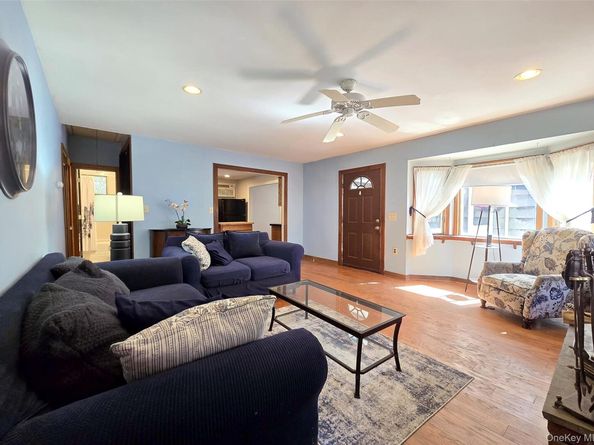 7 Woodhull Landing Road, Sound Beach NY 11789