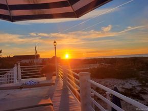 231 Dune Road 905, Westhampton Beach NY 11978