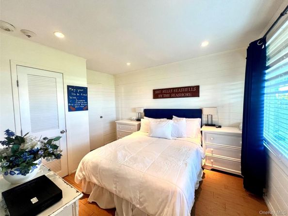 231 Dune Road 905, Westhampton Beach NY 11978