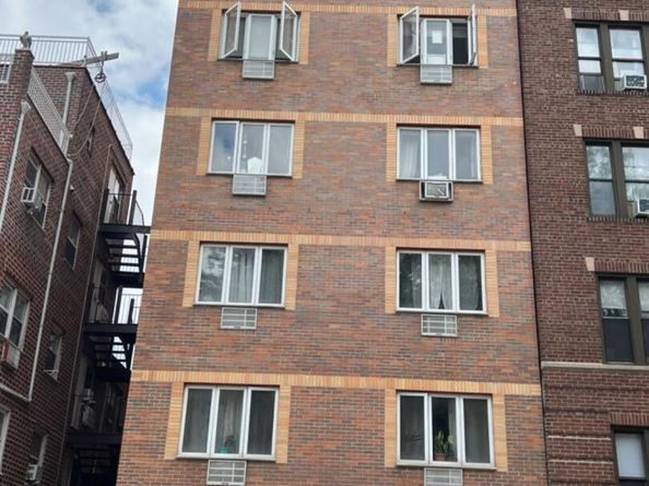 43-07 48th Street 5A, Sunnyside NY 11104