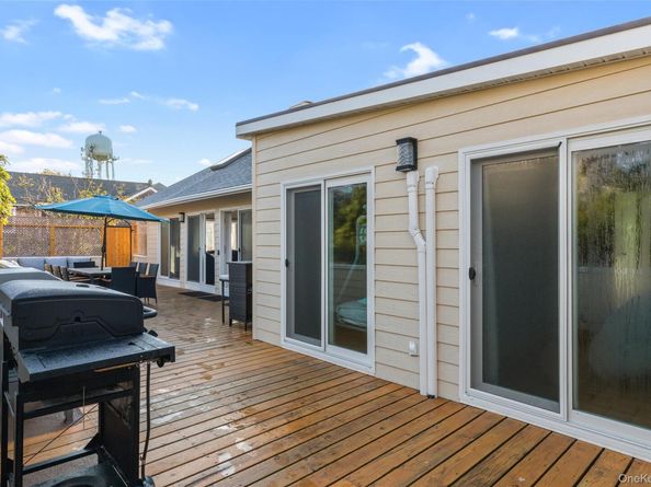 485 Bayberry Walk, Ocean Beach NY 11770