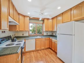26 Bokel Road, Ronkonkoma NY 11779