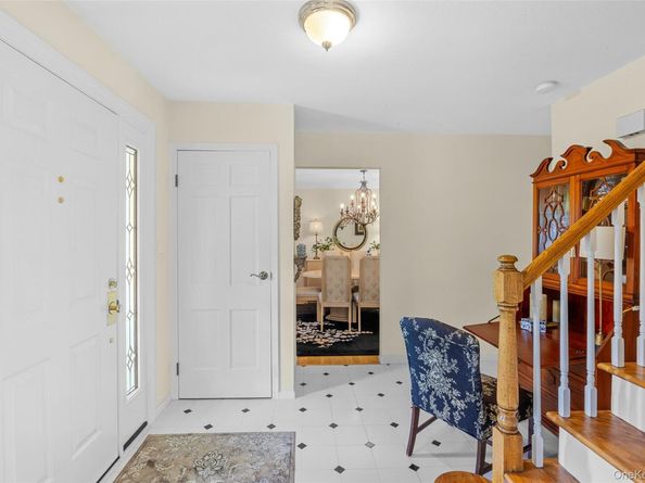 21 View Road, Setauket NY 11733