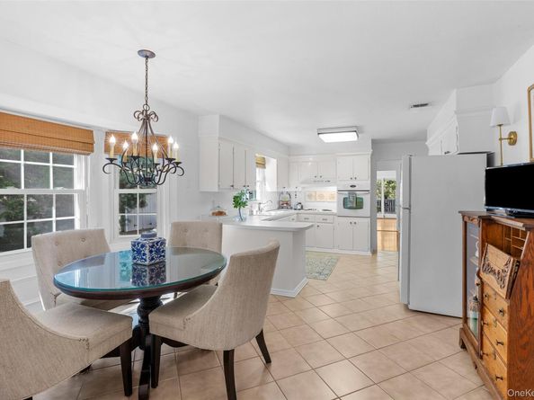 21 View Road, Setauket NY 11733