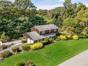21 View Road, Setauket NY 11733