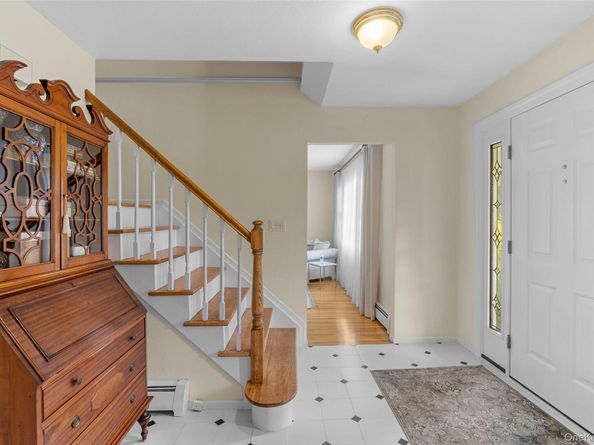 21 View Road, Setauket NY 11733