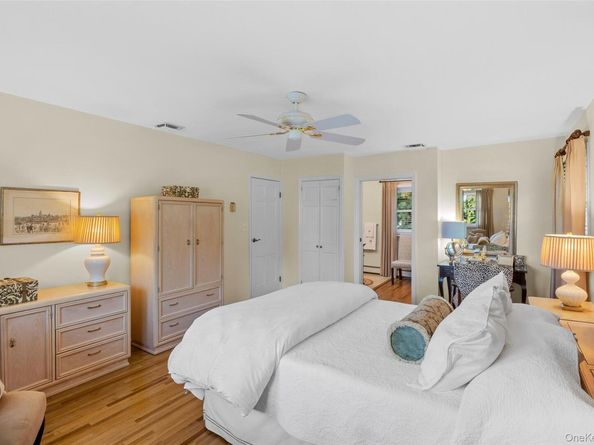 21 View Road, Setauket NY 11733