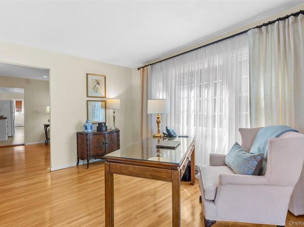 21 View Road, Setauket NY 11733