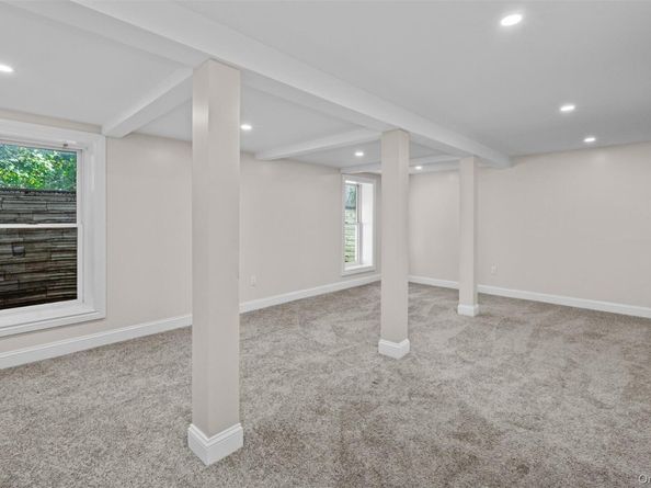16 Ozone Road, Rocky Point NY 11778
