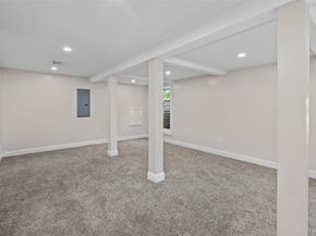 16 Ozone Road, Rocky Point NY 11778
