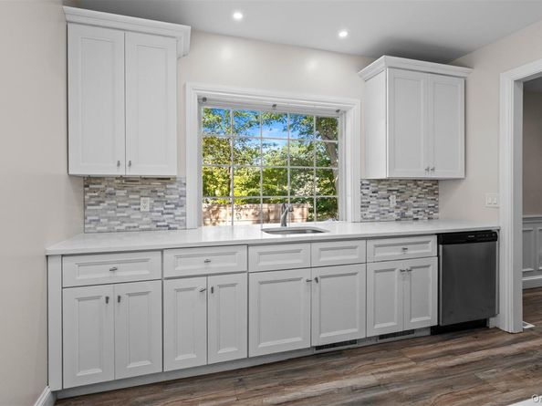 16 Ozone Road, Rocky Point NY 11778