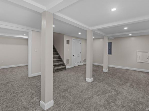 16 Ozone Road, Rocky Point NY 11778