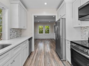 16 Ozone Road, Rocky Point NY 11778