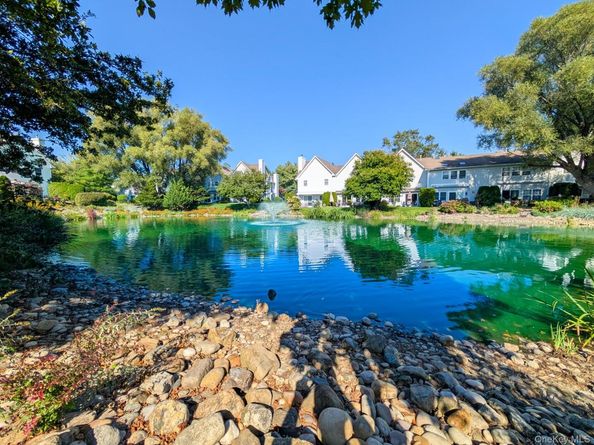 139 Erin Lane, East Setauket NY 11733