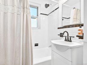 821 Bronx River Road 5J, Bronxville NY 10708