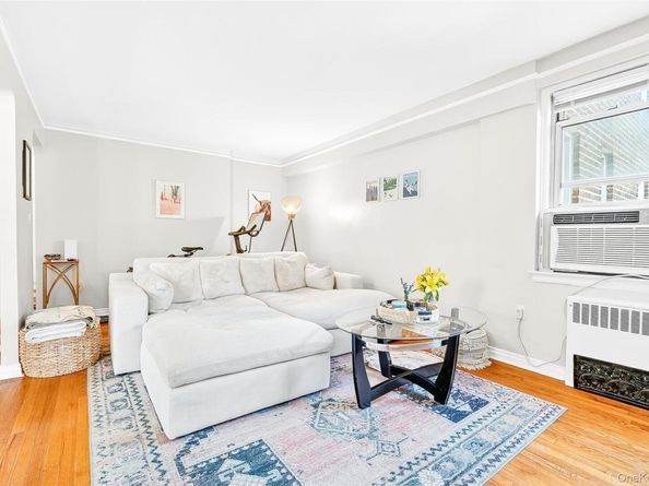 821 Bronx River Road 5J, Bronxville NY 10708