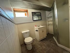 94-72 199th St, Hollis NY 11423