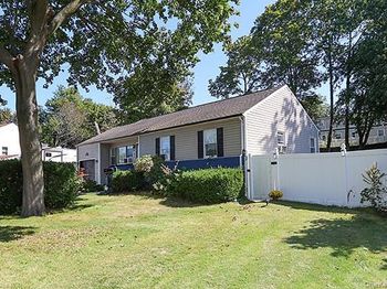 97 Indian Head Road