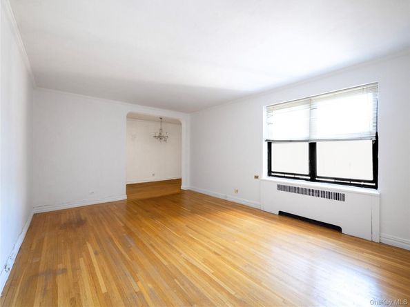 306 E Mosholu Parkway S 3K, Bronx NY 10458
