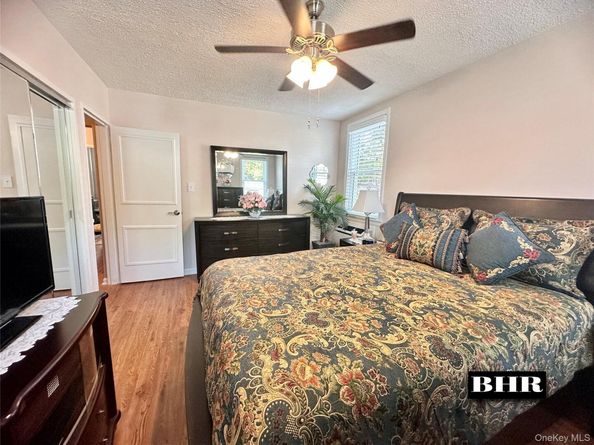 1805 E 53rd Street 3D, Brooklyn NY 11234