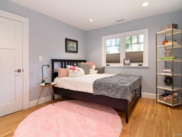 27 Hawthorne Way, Hartsdale NY 10530