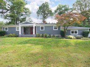 27 Hawthorne Way, Hartsdale NY 10530