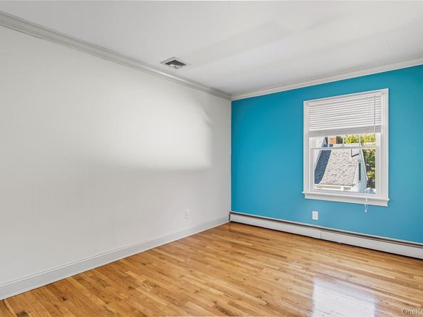 3 Hickory Lane, Glen Cove NY 11542