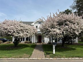 3 Hickory Lane, Glen Cove NY 11542